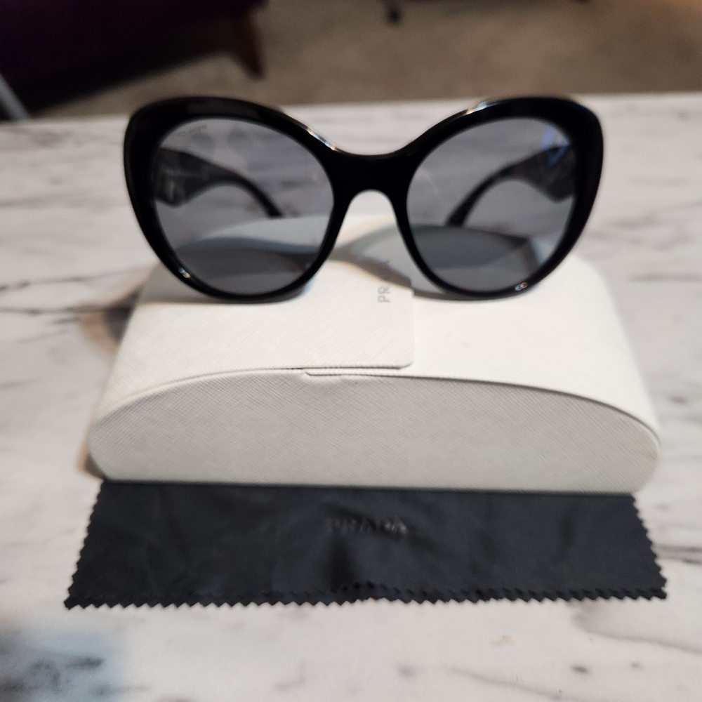 Prada Voice SPR 26Q-F Black Crystal Embellished Sunglasses #54 PERFECT CONDITION